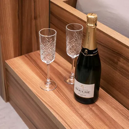 Wroc'love By Me &301 Legnicka & Self Check-in 24h & Lift & Air Conditioning *