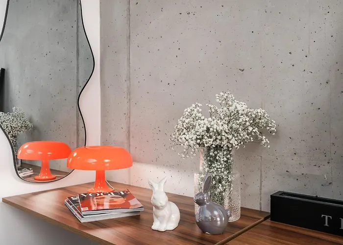 Wroc'love By Me &301 Legnicka & Self Check-in 24h & Lift & Air Conditioning Apartment *