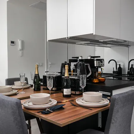 Appartamento Wroc'love By Me &301 Legnicka & Self Check-in 24h & Lift & Air Conditioning