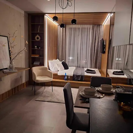 Wroc'love By Me &301 Legnicka & Self Check-in 24h & Lift & Air Conditioning * Wroclaw